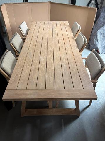 4 Seasons Outdoor Julia dining + Noah beschikbaar voor biedingen