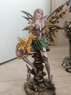 Fee met Draak Beeldje, Ophalen of Verzenden