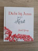 Boek Bijbels dagboek Dicht bij Jezus met kerst Sarah Young, Boeken, Ophalen of Verzenden