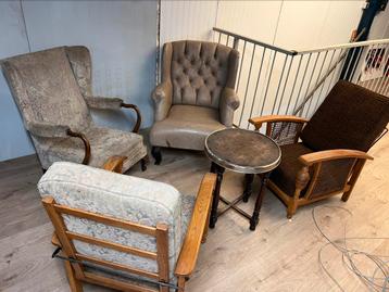 Rookstoel antiek retro , div fauteuil stoel tafel beschikbaar voor biedingen