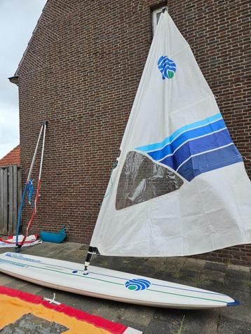 Surfplank compleet beschikbaar voor biedingen
