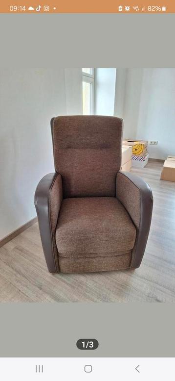 Fauteuil donkerbruin  beschikbaar voor biedingen