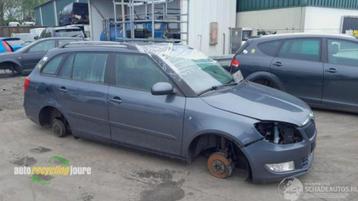 Skoda Fabia II onderdelen (kleur: LF8J) donorauto beschikbaar voor biedingen