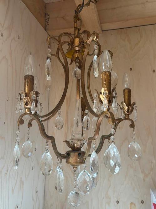 Prachtige kroonluchter (60x 40cm) goudkleurig. Goede staat., Huis en Inrichting, Lampen | Kroonluchters, Zo goed als nieuw, Metaal
