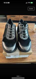 Sneaker, Ophalen, Zo goed als nieuw, Sneakers of Gympen