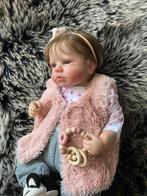 Reborn baby meisje, 🥰 verzwaard, Verzamelen, Poppen, Ophalen of Verzenden, Zo goed als nieuw, Babypop, Levensecht of Reborn