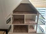 Wit poppenhuis met oud roze vloerbedekking, Ophalen, Gebruikt, Overige typen