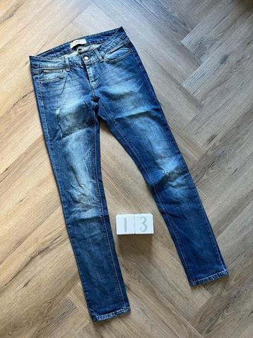 Heel goed blauw Zara jeans spijkerbroek S 36 38 broek recht beschikbaar voor biedingen