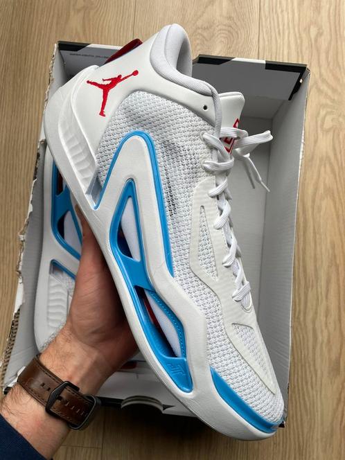 Nike Jordan Tatum 1 (New in box, Size 51,5), Kleding | Heren, Schoenen, Nieuw, Sportschoenen, Wit, Ophalen of Verzenden