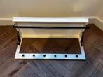 Hemnes kapstok - Wit met bruine stang en knoppen, Huis en Inrichting, Woonaccessoires | Kapstokken, Wandkapstok, Ophalen of Verzenden