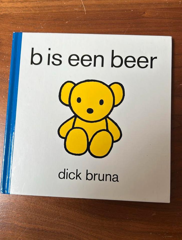 Dick Bruna - b is een beer, Boeken, Kinderboeken | Jeugd | onder 10 jaar, Gelezen, Fictie algemeen, Ophalen of Verzenden