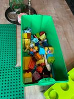 Duplo lego doos met blokken en 2 grote platen, Kinderen en Baby's, Speelgoed | Bouwstenen, Ophalen, Zo goed als nieuw, Overige merken