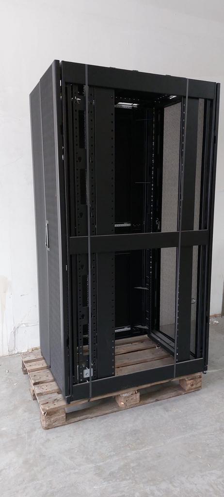 Serverkasten, Computers en Software, Serverkasten, Gebruikt, Geperforeerd, Plaatstaal, Ophalen