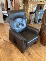 Nette relaxstoel (elektrisch), Huis en Inrichting, Fauteuils, Ophalen of Verzenden, Gebruikt, 75 tot 100 cm, 50 tot 75 cm