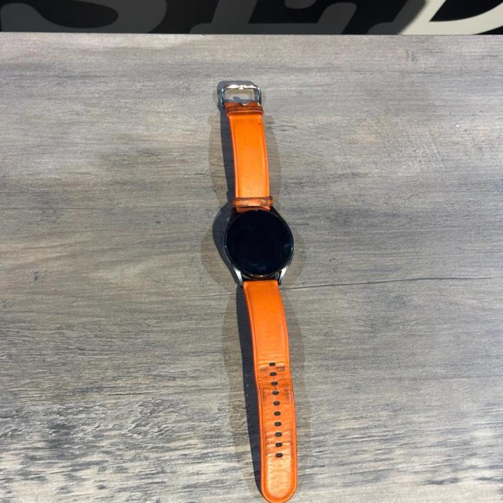 Samsung Galaxy Watch 6 - Smartwatch - 40mm - Graphite - Prim, Sieraden, Tassen en Uiterlijk, Smartwatches, Gebruikt