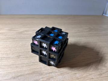 Peter's Black Hole 3D Puzzel Kubus beschikbaar voor biedingen