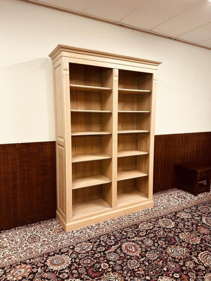 Landelijk Engels Blank Eiken Boekenkast, Antiek en Kunst, Antiek | Kantoor en Zakelijk, Ophalen