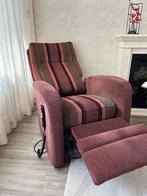 Twee stoffen fauteuils waarvan 1 electrisch kleur bordeaux, Huis en Inrichting, Fauteuils, Ophalen, Gebruikt, Stof, 50 tot 75 cm