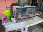 Terrarium met plaatverwarming, Dieren en Toebehoren, Reptielen en Amfibieën | Toebehoren, Ophalen of Verzenden, Gebruikt, Terrarium of Paludarium