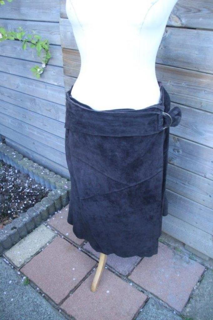 Wikkelrok bruin Nick mt 40 Suede Vaste prijs, Kleding | Dames, Rokken, Zo goed als nieuw, Maat 38/40 (M), Bruin, Ophalen of Verzenden