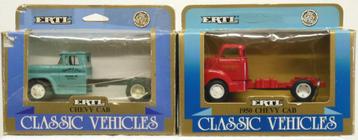 CHEVROLET. 2x. 1950 + 1960. Ertl, 2625 + 2628. 1:43. OVP. beschikbaar voor biedingen