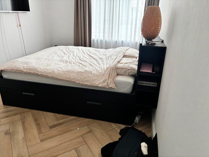 Te koop ikea bed 1.60 m kleur zwart, Huis en Inrichting, Slaapkamer | Bedden, Zo goed als nieuw, Tweepersoons, 160 cm, Hout, Zwart
