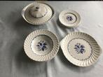 Servies Ascot Ridgway. Staffordshire. Blauwe bloem., Ophalen, Zo goed als nieuw, Porselein, Overige stijlen