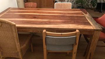 Retro houten opgeknapte bartafel/eettafel 180 x 96 x 79 beschikbaar voor biedingen