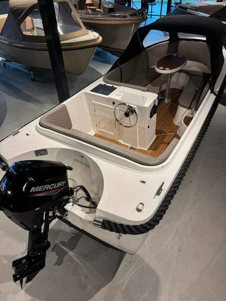 Riga 480XL Lounge - Mercury 15pk ( GRATIS STALLING ), Watersport en Boten, Sloepen, Zo goed als nieuw, 10 tot 30 pk, 6 meter of meer