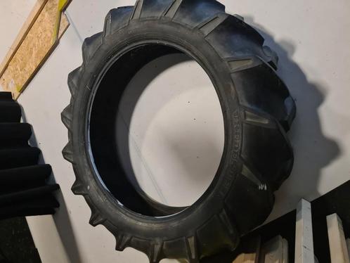 grote tractorwielen, twee stuks beschikbaar, Hobby en Vrije tijd, Overige Hobby en Vrije tijd, Gebruikt, Ophalen