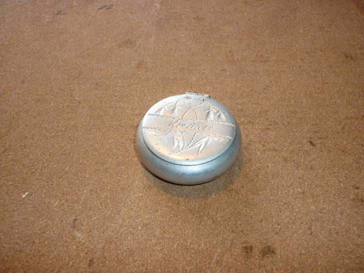 Mooi doosje om een rozenkrans in te bewaren in goede staat, Antiek en Kunst, Antiek | Religie, Ophalen of Verzenden