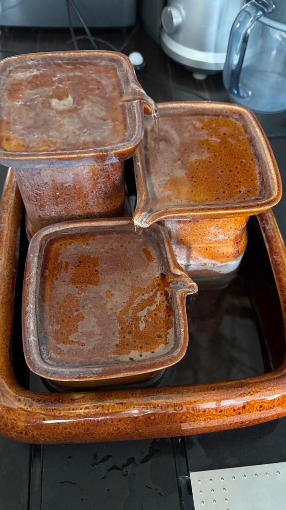 Drinkfontein met sensor, Dieren en Toebehoren, Kattenvoerbakken en Drinkbakken, Gebruikt, Automatisch, Ophalen