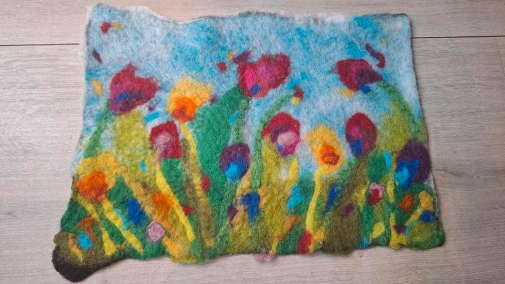 Vrolijk vilten bloemen schilderijtje, Huis en Inrichting, Stoffering | Tapijten en Kleden, Nieuw, Minder dan 50 cm, Minder dan 50 cm
