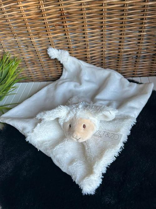 Zilt & zo knuffeldoekje schaapje knuffeldoek doudou, Kinderen en Baby's, Speelgoed | Knuffels en Pluche, Zo goed als nieuw, Overige typen