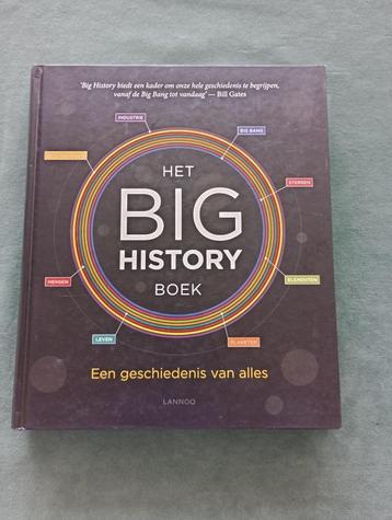 HET BIG HISTORY BOOK big beng  universum centraal beschikbaar voor biedingen