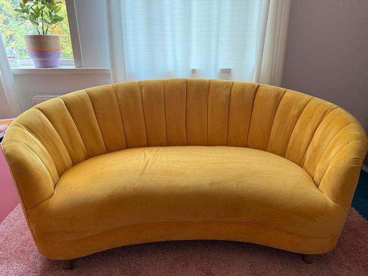 Leuke Gele Bank - Riviera Maison Stijl, Huis en Inrichting, Banken | Sofa's en Chaises Longues, Gebruikt, Tweepersoons, 150 tot 200 cm