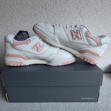 New balance 550 pink/white sand beschikbaar voor biedingen