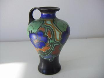 Schoonhoven plateel keramiek vaas jr.1920-1925. Jaargetij. beschikbaar voor biedingen