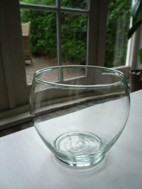 Glazen Vaasje Potje Glas 12 cm., Huis en Inrichting, Woonaccessoires | Vazen, Zo goed als nieuw, Overige kleuren, Minder dan 50 cm