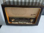 Te koop Oude radio merk Blaupunt in goede staat, Antiek en Kunst, Antiek | Tv's en Audio, Ophalen