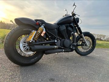 Suzuki Intruder VS1400 custom mat zwart beschikbaar voor biedingen