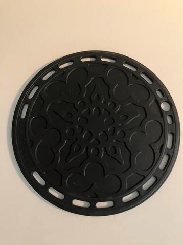 Le Creuset pannenonderzetter pan onderzetter siliconen zwart beschikbaar voor biedingen