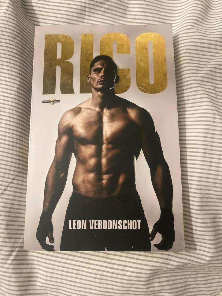 Rico Verhoeven - Het Onthulde Levensverhaal, Boeken, Biografieën, Zo goed als nieuw, Sport, Ophalen of Verzenden