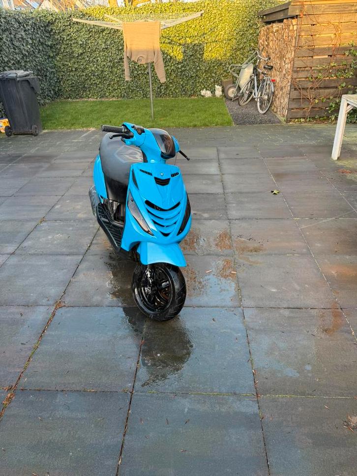 Zip 172cc stage2, Fietsen en Brommers, Scooters | Piaggio, Zo goed als nieuw, Zip, Maximaal 45 km/u, Tweetakt, Ophalen