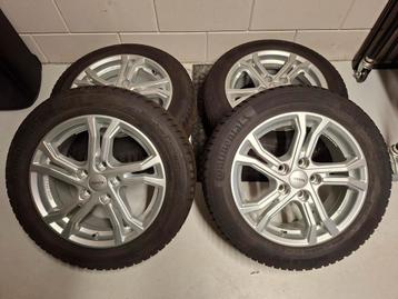 Toyota Corolla Winterbanden 205/55R16 Continental beschikbaar voor biedingen