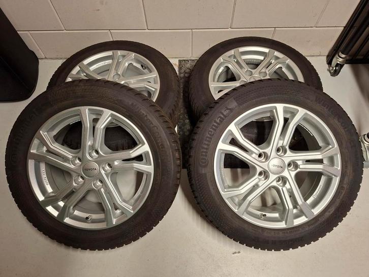 Toyota Corolla Winterbanden 205/55R16 Continental, Auto-onderdelen, Banden en Velgen, Banden en Velgen, Winterbanden, 16 inch