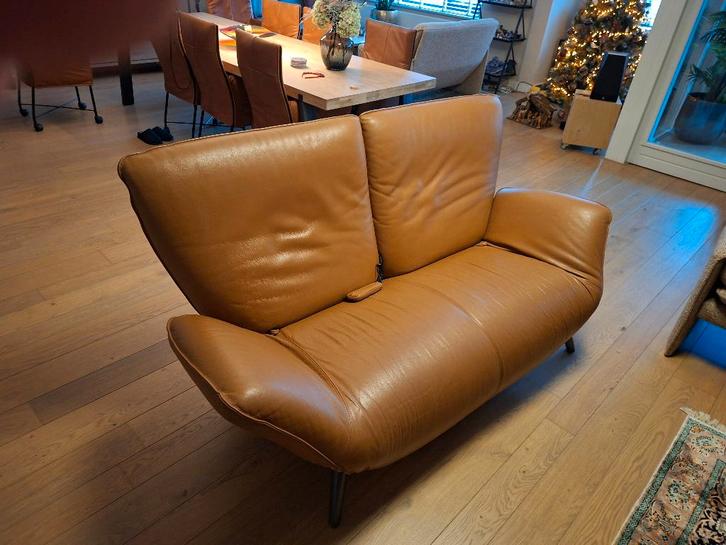 Leolux Phanta Rey 2-zits bank elektrisch izgs, Huis en Inrichting, Banken | Bankstellen, Zo goed als nieuw, Rechte bank, Tweepersoons