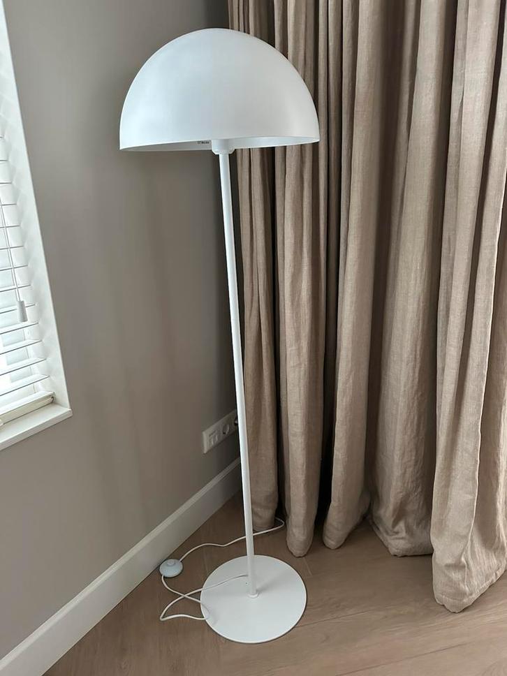 Nordlux vloerlamp (retro stijl), Huis en Inrichting, Lampen | Vloerlampen, Zo goed als nieuw, 150 tot 200 cm, Ophalen of Verzenden
