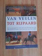 Van veulen tot rijpaard, Richard Maxwell, Ophalen of Verzenden, Nieuw, Honden