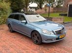 Mercedes-Benz E-Klasse E220 CDI BE Estate Aut7 2011 Blauw, Auto's, Automaat, Achterwielaandrijving, 4 cilinders, 193 €/maand